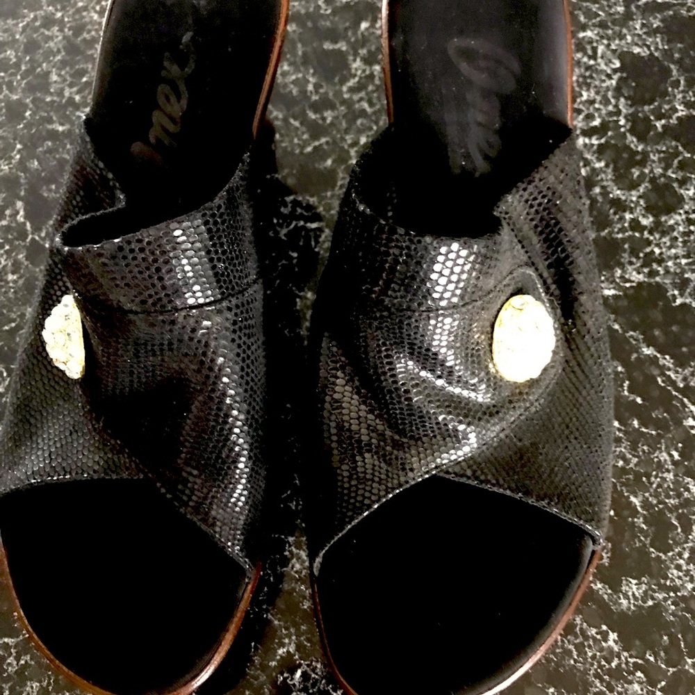 Onex Wedge Shoes